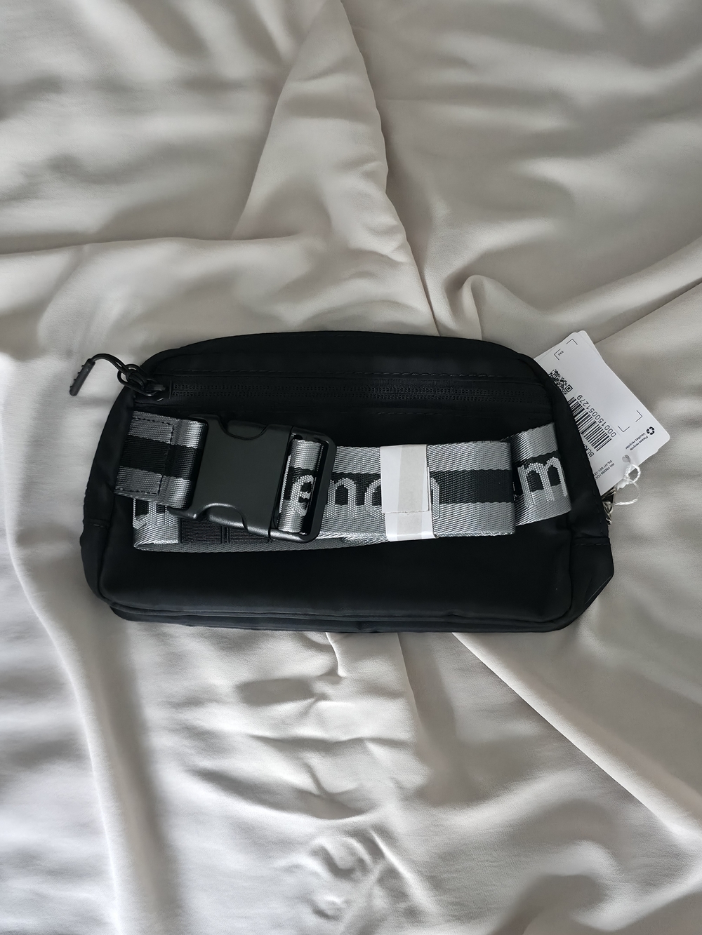 Lululemon Everywhere Belt Bag 1L Black/Asphalt Grey/Vapor Wordmark
